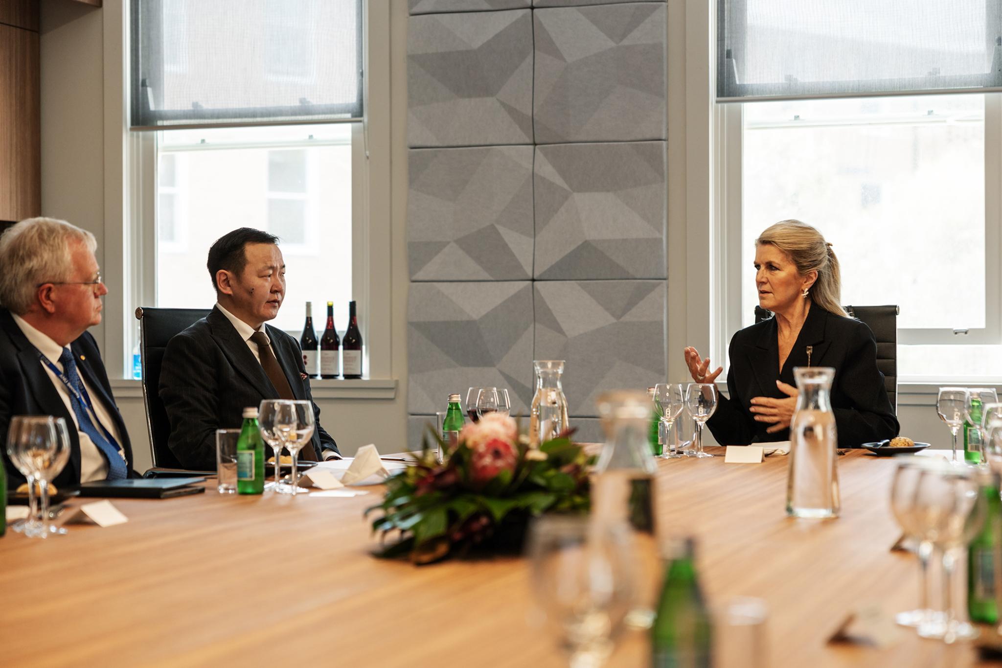 Attendees at large table 